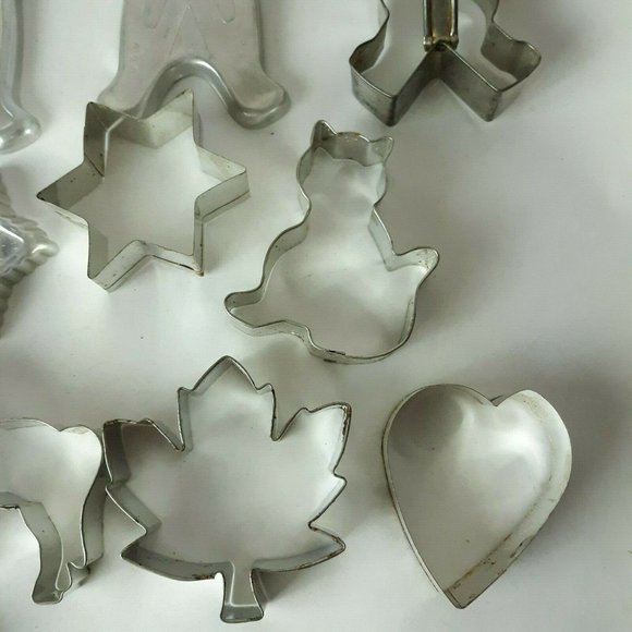 Metal Cookie Cutters Lot 19 Holidays Gingerbread - Picture 6 of 7